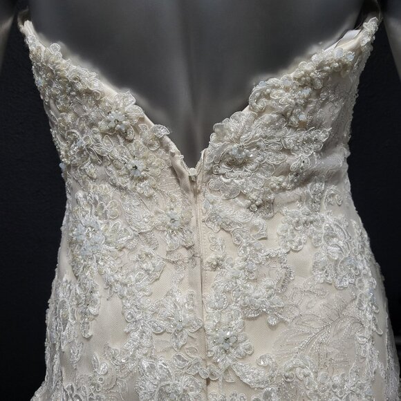 NWT~$1350~CASABLANCA~6/8~IVORY LACE EMBELLISHED STRAPLESS WEDDING DRESS GOWN - Picture 13 of 16